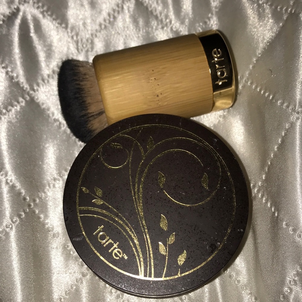 Tarte airbrush foundation powder w kabuki brush